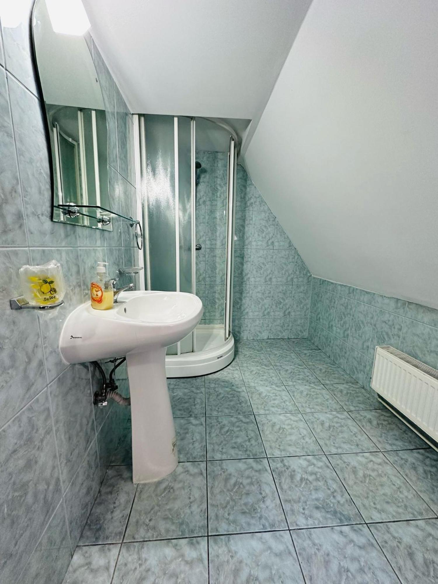 Rapsodia Sinaia Bed & Breakfast Exterior photo