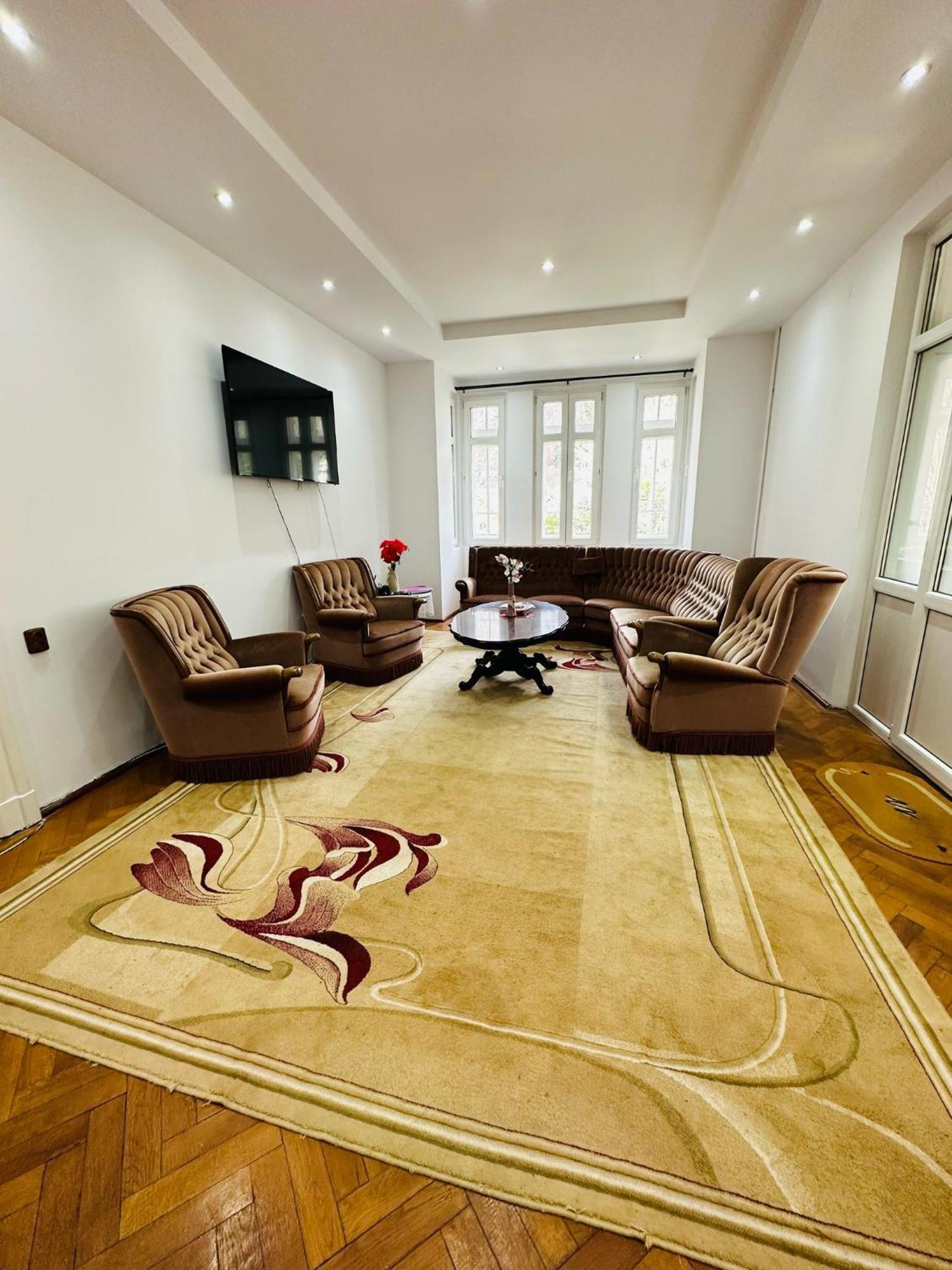 Rapsodia Sinaia Bed & Breakfast Exterior photo